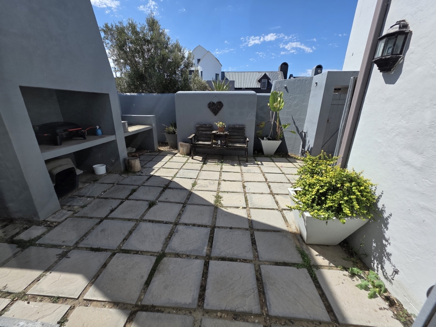 2 Bedroom Property for Sale in Bredasdorp Western Cape